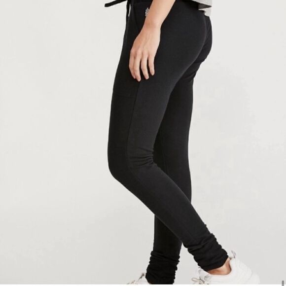 Free People Movement Sunny Skinny Sweatpant Jogger Black - Picture 13 of 13